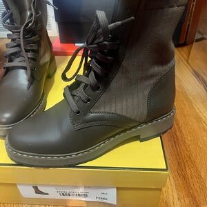 Fendi boots great condition
